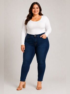 Blueberry Denim Jeans Dark Wash Blue Sculpting Stretch High Rise Size 18 NWT